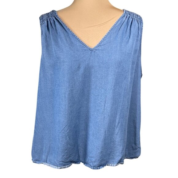 Gap Chambray Swing Tank Top Blue Size XL Extra Large V-Neck Ruched - Picture 1 of 7